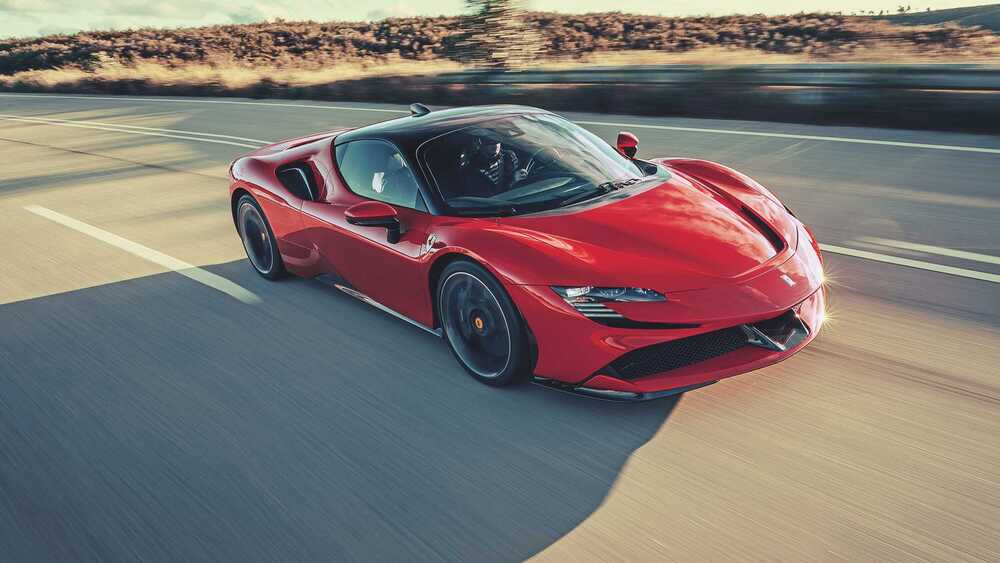 Ferrari SF90 Stradale: $625,000 Ferrari SF90 Stradale: $625,000