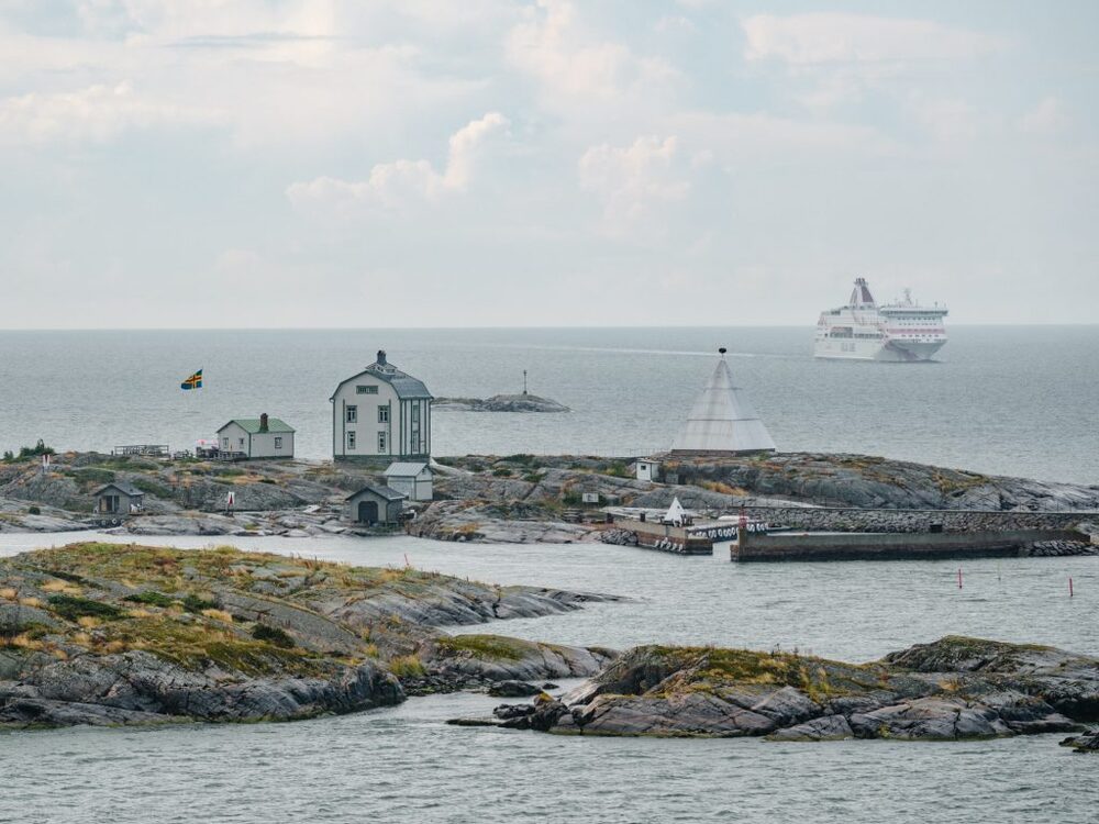 Аландские острова — архипелаг в Балтийском море. Бывшие территории Российской империи Аландские острова — архипелаг в Балтийском море. Бывшие территории Российской империи