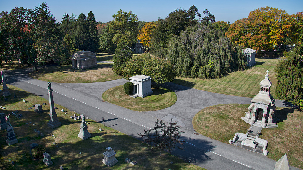Кладбище Вудлон, Бронкс. Самые дорогие кладбища в мире (The most expensive cemeteries in the world) Кладбище Вудлон, Бронкс. Самые дорогие кладбища в мире (The most expensive cemeteries in the world)