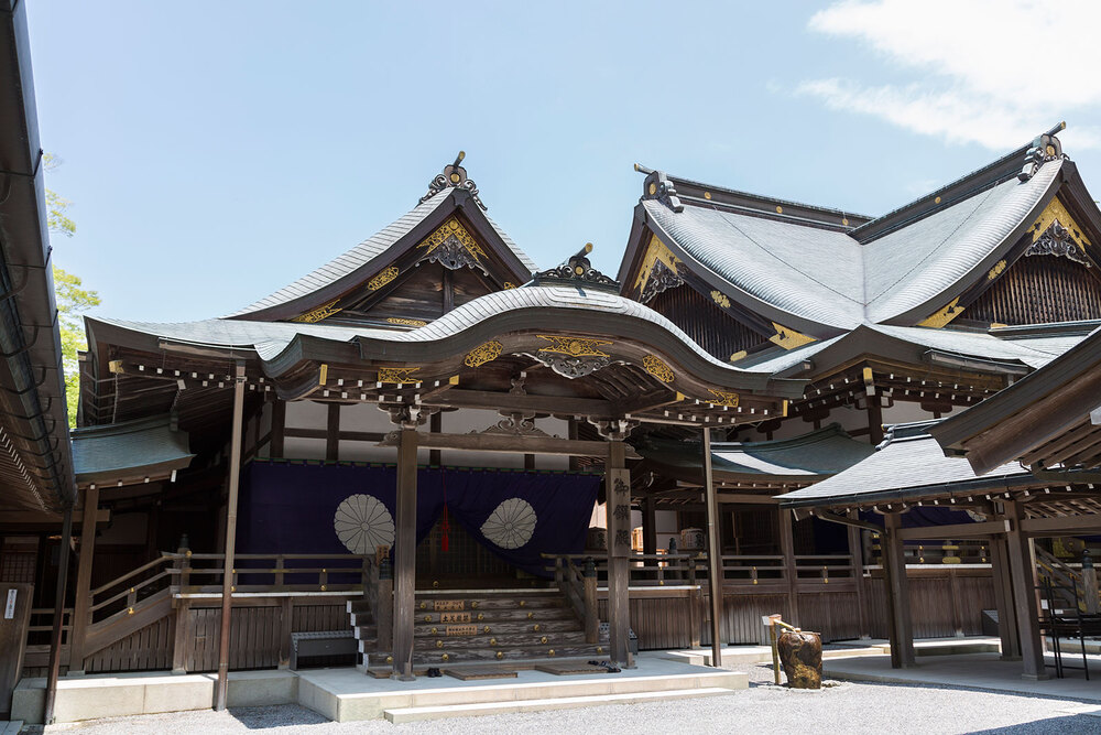 Храм Исэ (Ise Grand Shrine) - самая священная святыня Японии Храм Исэ (Ise Grand Shrine) - самая священная святыня Японии