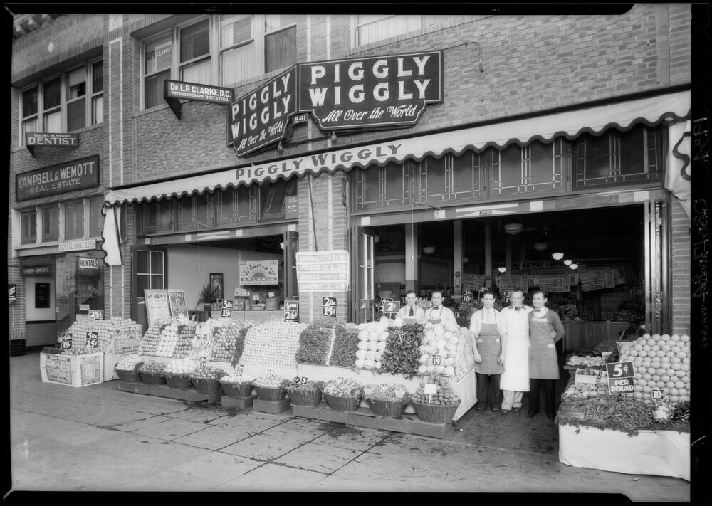 Piggly Wiggly - первый в мире магазин самообслуживания Piggly Wiggly - первый в мире магазин самообслуживания
