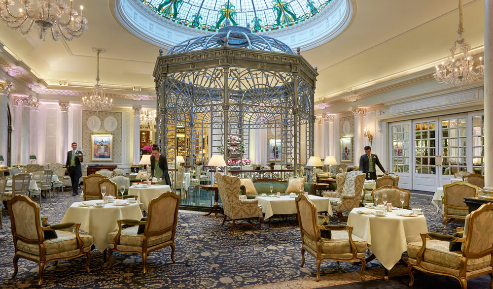 Отель Savoy: первый отель Британии с электрическими светильниками и лифтами Отель Savoy: первый отель Британии с электрическими светильниками и лифтами