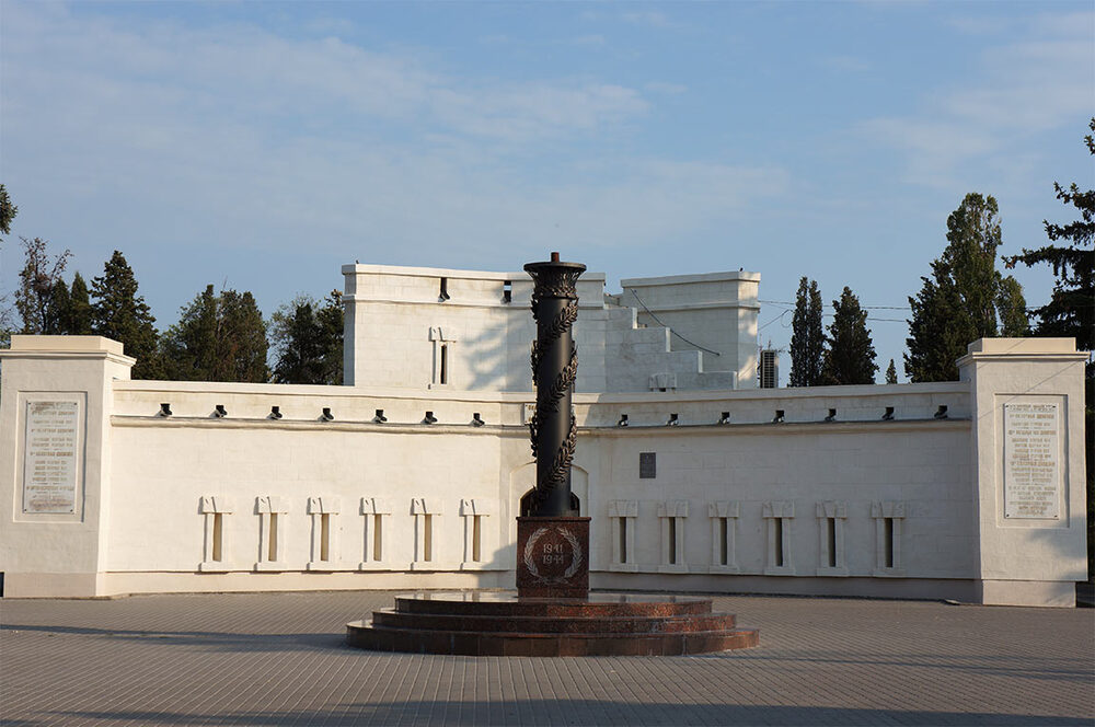 Памятник затопленным кораблям Памятник затопленным кораблям