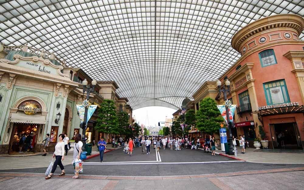 Universal Studios Japan - 2-й самый посещаемый парк развлечений в Японии Universal Studios Japan - 2-й самый посещаемый парк развлечений в Японии