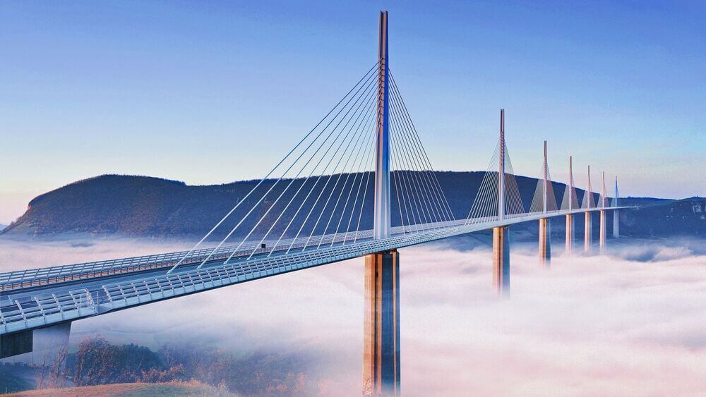 Мост Миллау (Millau Viaduct) — самый высокий мост в мире Мост Миллау (Millau Viaduct) — самый высокий мост в мире