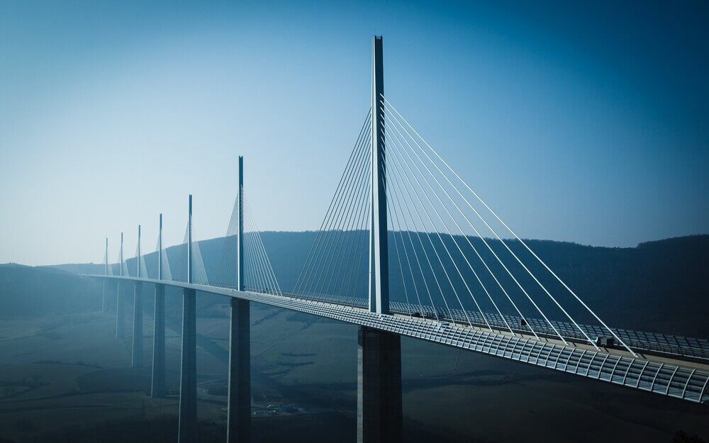 Мост Миллау (Millau Viaduct) — самый высокий мост в мире Мост Миллау (Millau Viaduct) — самый высокий мост в мире