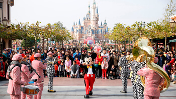 Диснейленд в Шанхае (Shanghai Disneyland)